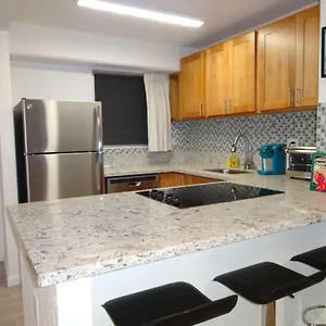 Waikiki 2br King/king Beds Newly Renovated Apartment Honolulu